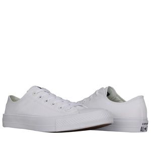 Converse with Lunarlon!